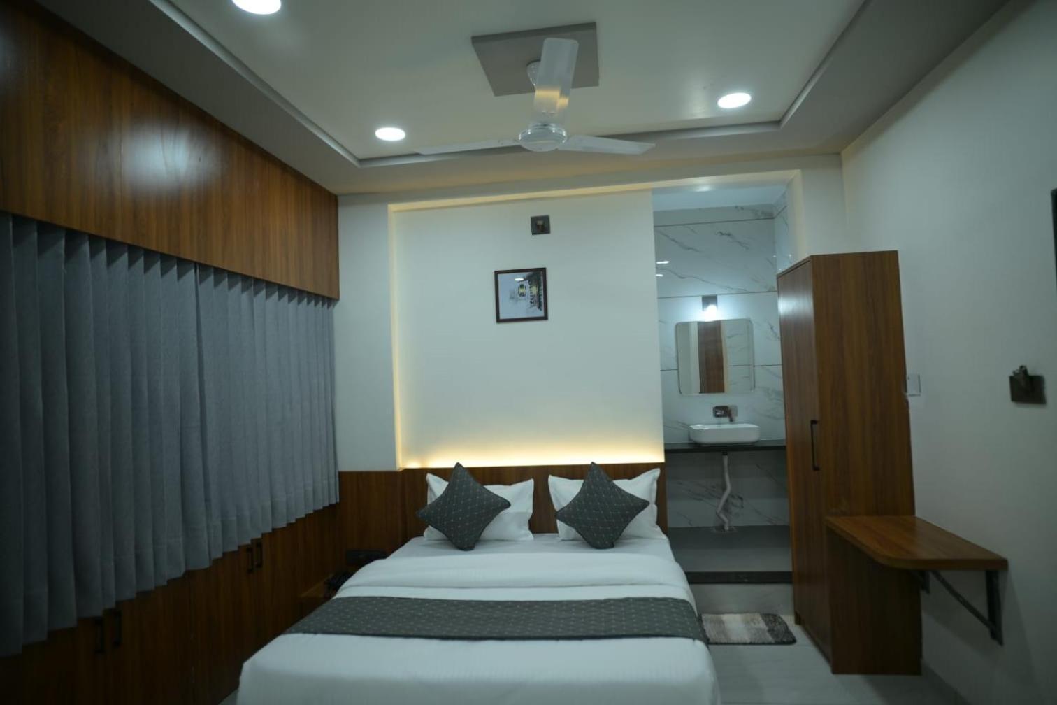 Hotel Aagman Palanpur Exterior foto